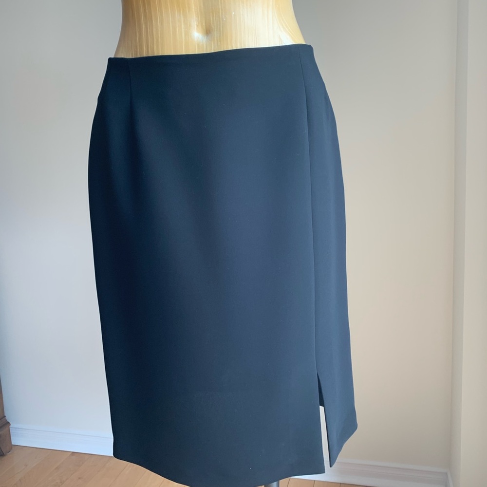 Black pencil skirt